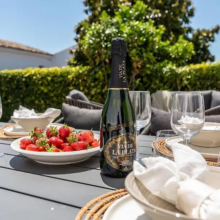 Exclusive House Located In Prime Location * Marbella