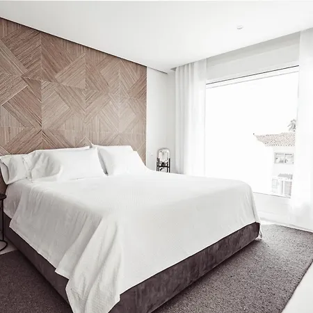 Villa Exclusive House Located In Prime Location *